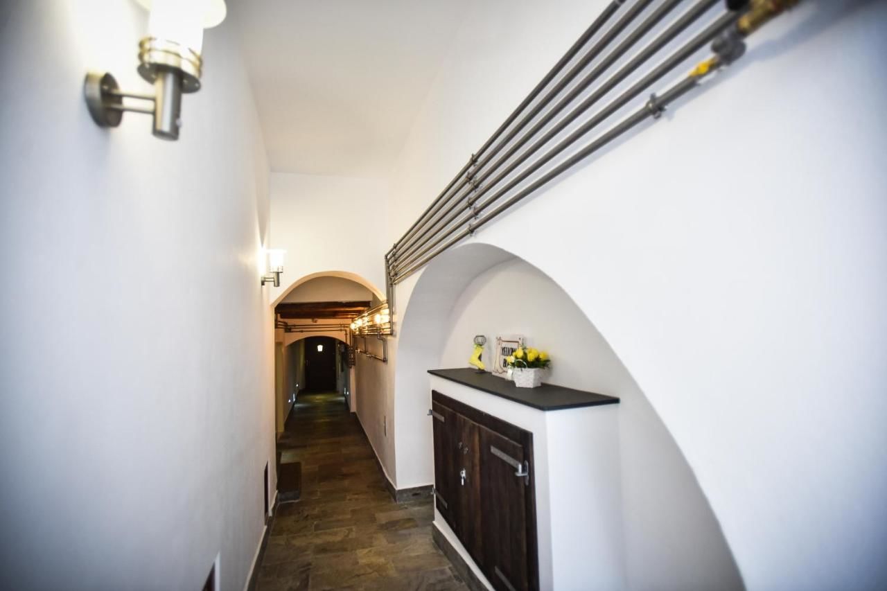 Апарт-отели YellowBoot Aparthotel Сибиу-17