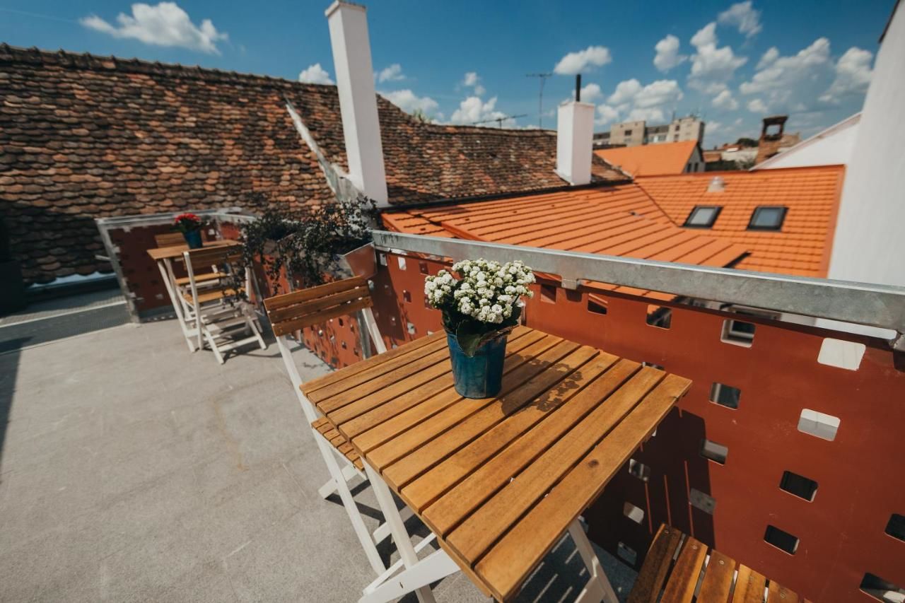 Апарт-отели YellowBoot Aparthotel Сибиу-23