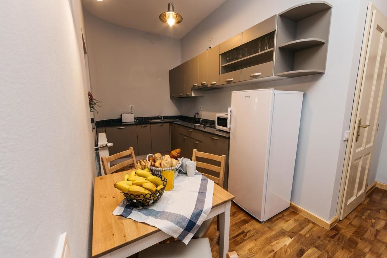 Апарт-отели YellowBoot Aparthotel Сибиу-32
