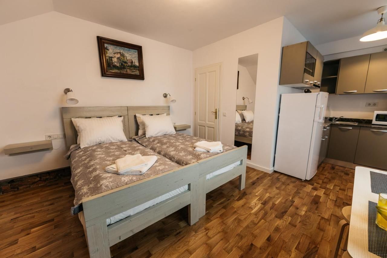 Апарт-отели YellowBoot Aparthotel Сибиу-44