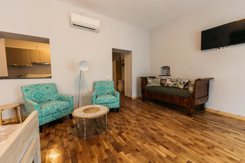 Апарт-отели YellowBoot Aparthotel Сибиу-53